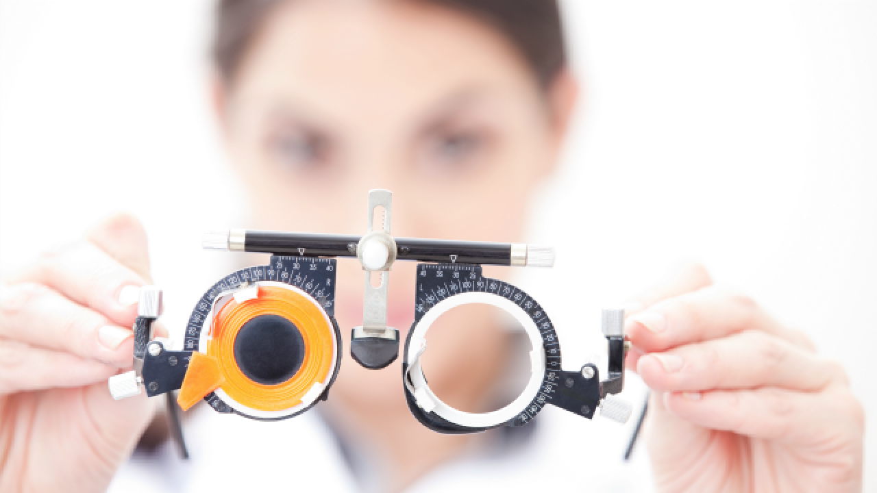 eye checkup equipment