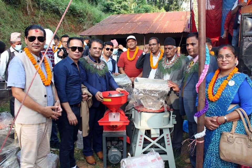 service for a smile lions clubs linternational district 325 b1 Nepal model village program