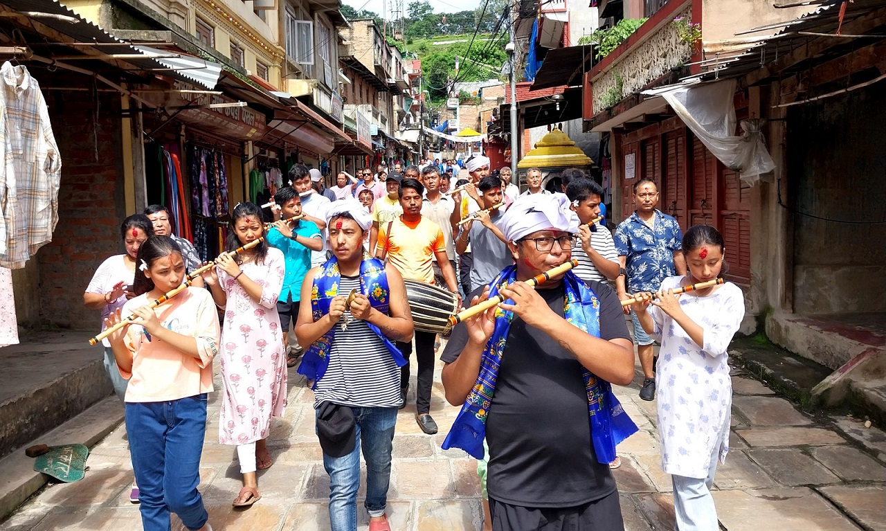 newari culture basuri flute training