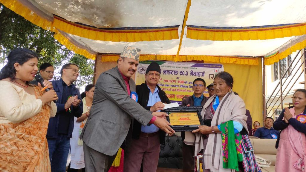 woman health volounteer kamichhomo tamang rasuwa
