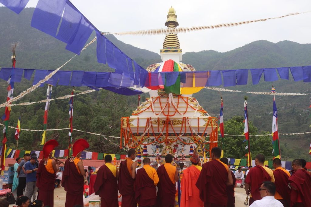 mane danda buddhist stupa nuwakot