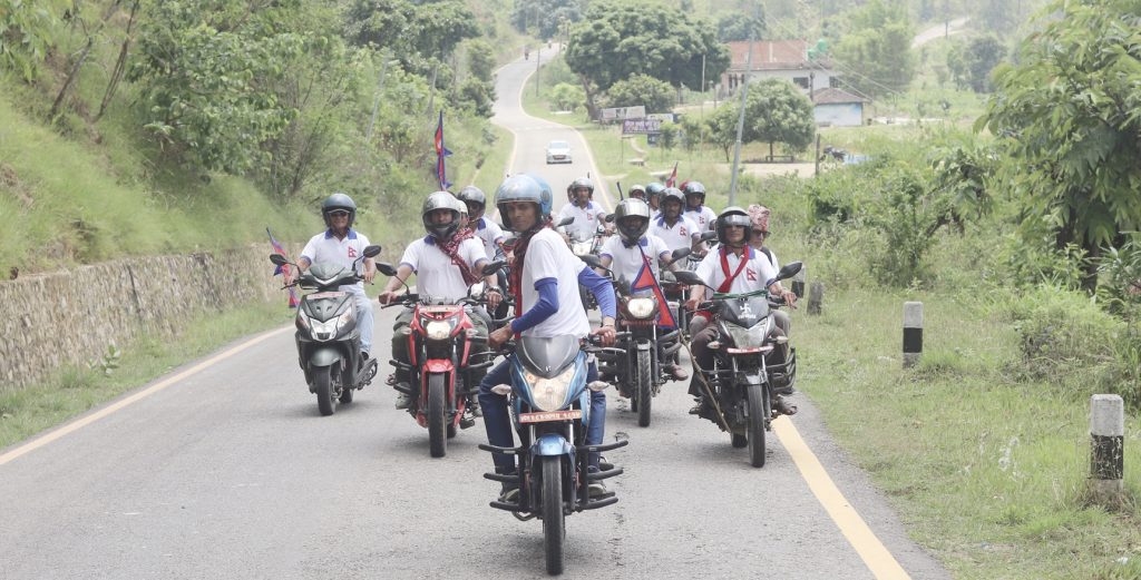 Completed a reverse motorcycle journey with the dream of a Guinness World Record