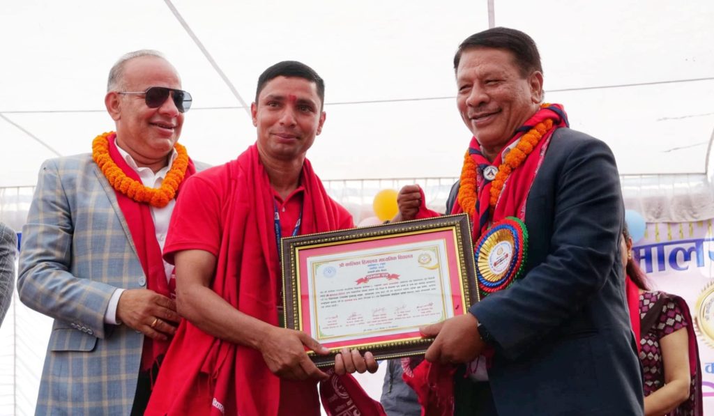 journalist balaram ghimire rewarded from