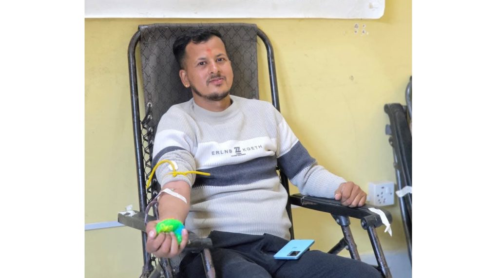Aashish Rijal donate 13 times blood donation in Nuwakot