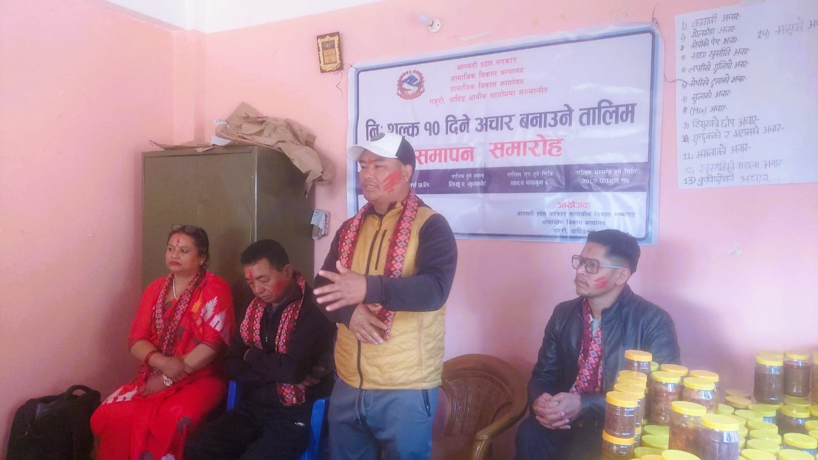 20 women take pickle making training