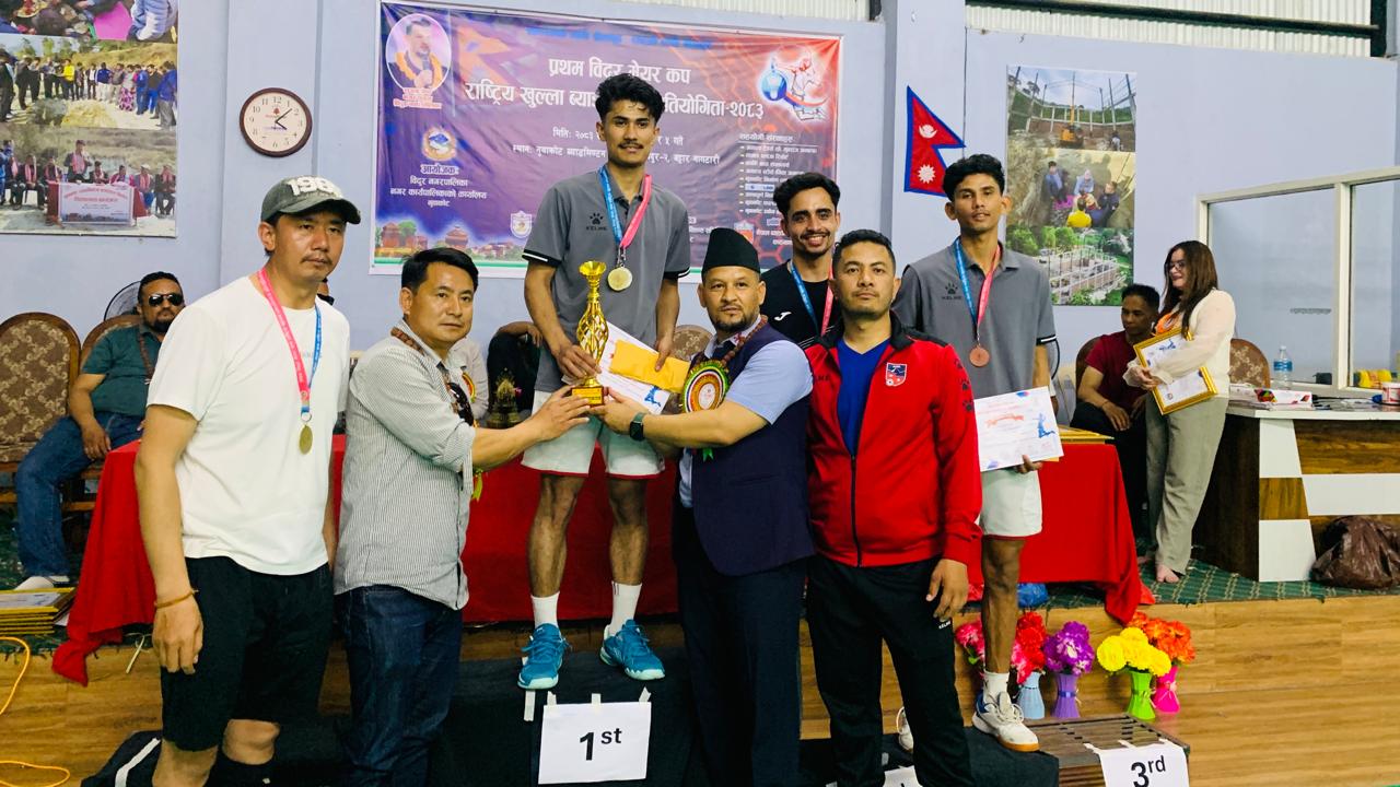 नुवाकोटमा प्रथम विदुर मेयर कप राष्ट्रिय ब्याडमिन्टन सम्पन्न