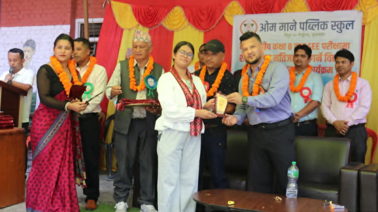 Om Mane Public School honors students and teachers who achieved 100 percent results