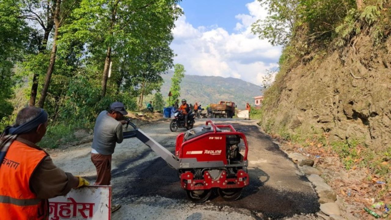 सडक डिभिजन नुवाकोटका योजनामध्ये दुई ठूला आयोजना अन्तिम चरणमा
